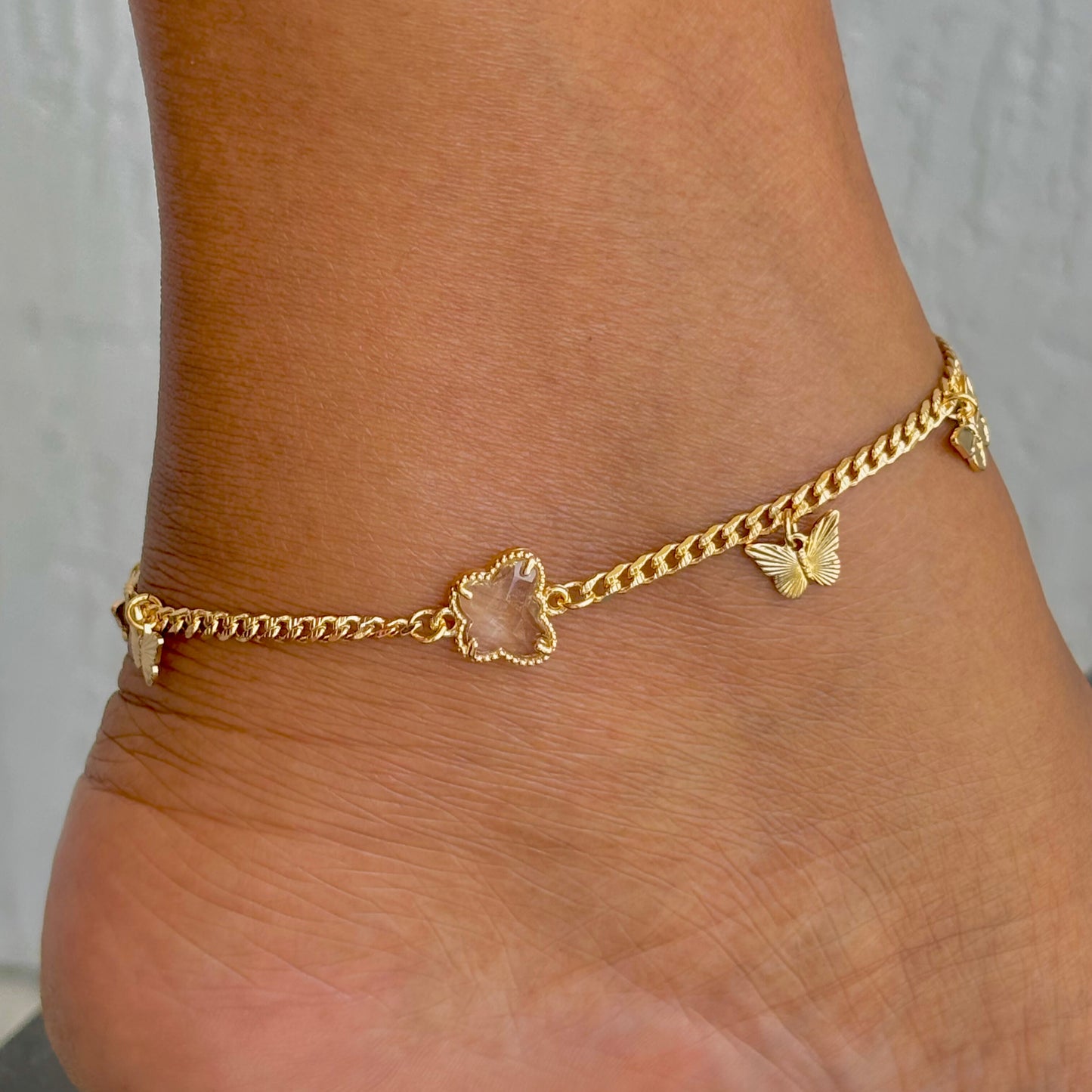 Lyla Curb Link Butterfly Charms Anklet