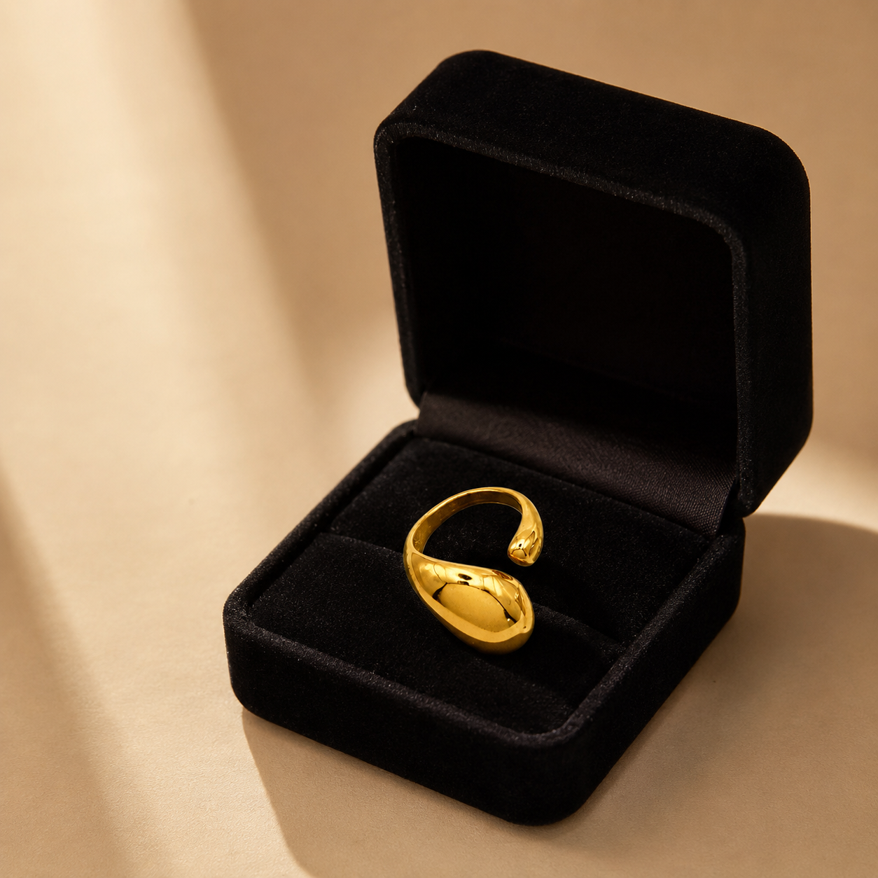 Tear Drop Ring