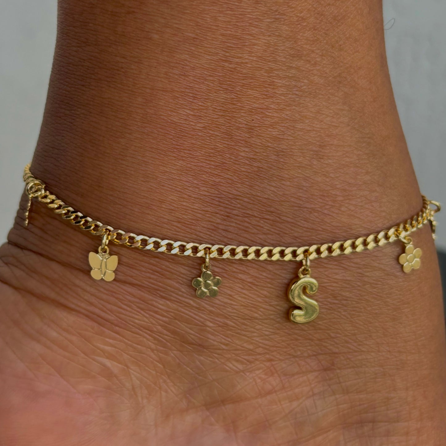 Initial Charm Curb Link Anklet